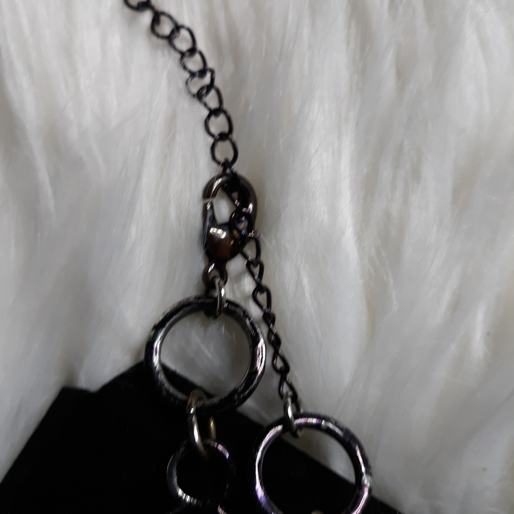 Necklace - Picture 4 of 7